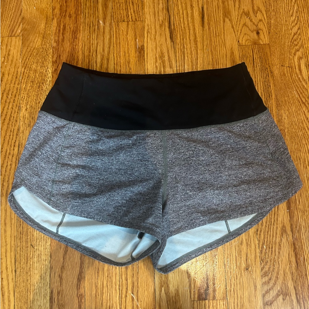 Lululemon High Rise Speed Up Shorts 2.5 in - Heathered Grey, Size 4